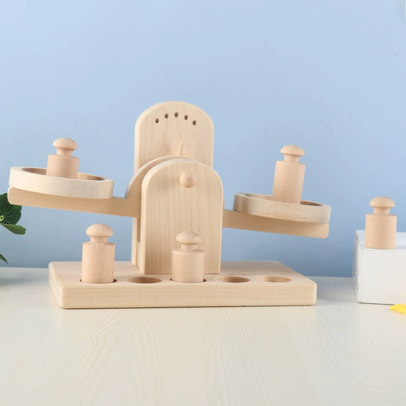 Wooden toy scale - WinnieRose